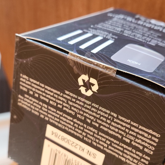 Icon Beauty Mini Humidifier - Picture 7 of 8